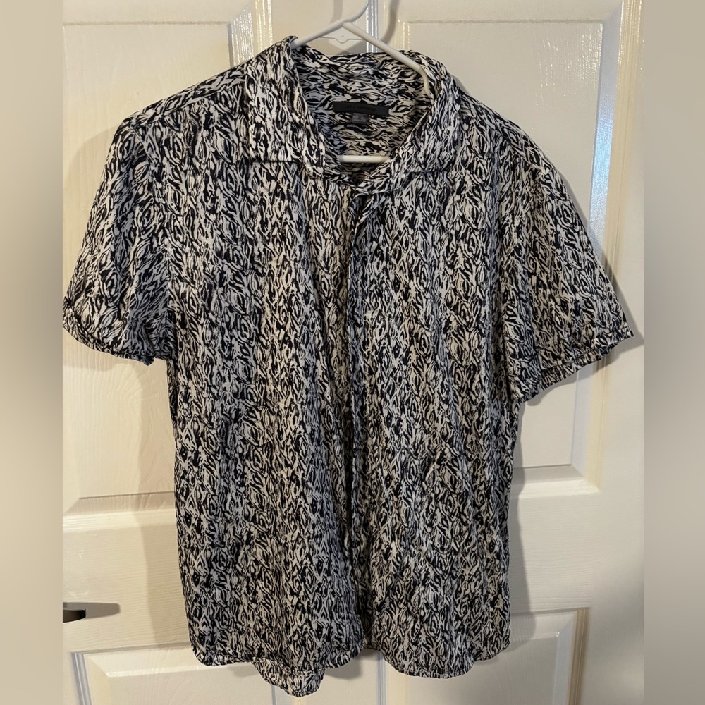 Men’s John Varvatos Black/White short sleeve button down Size Medium